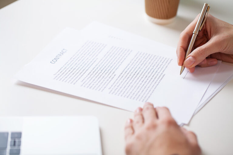 Ska du skriva avtal? Här är 7 punkter du måste ha med