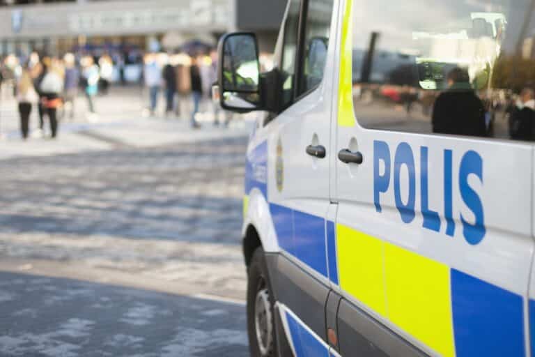 Vad innebär det att polisen får införa visitationszoner?